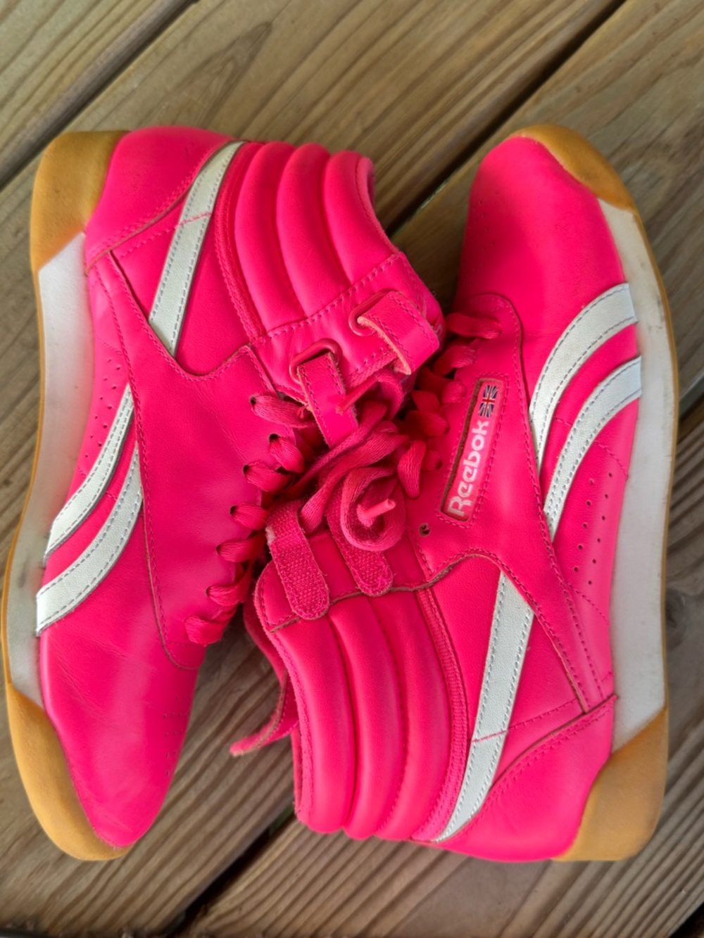 Reebok Freestyle Hi Hot Pink Gum Sole Women's 8.5 Retro High Top